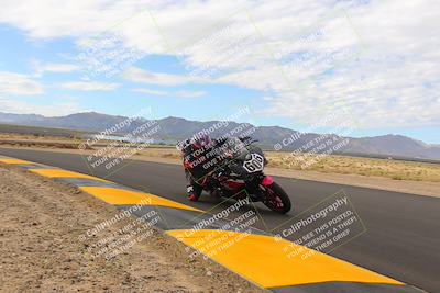 media/Sep-11-2022-SoCal Trackdays (Sun) [[81b7e951af]]/Turn 9 Inside (910am)/